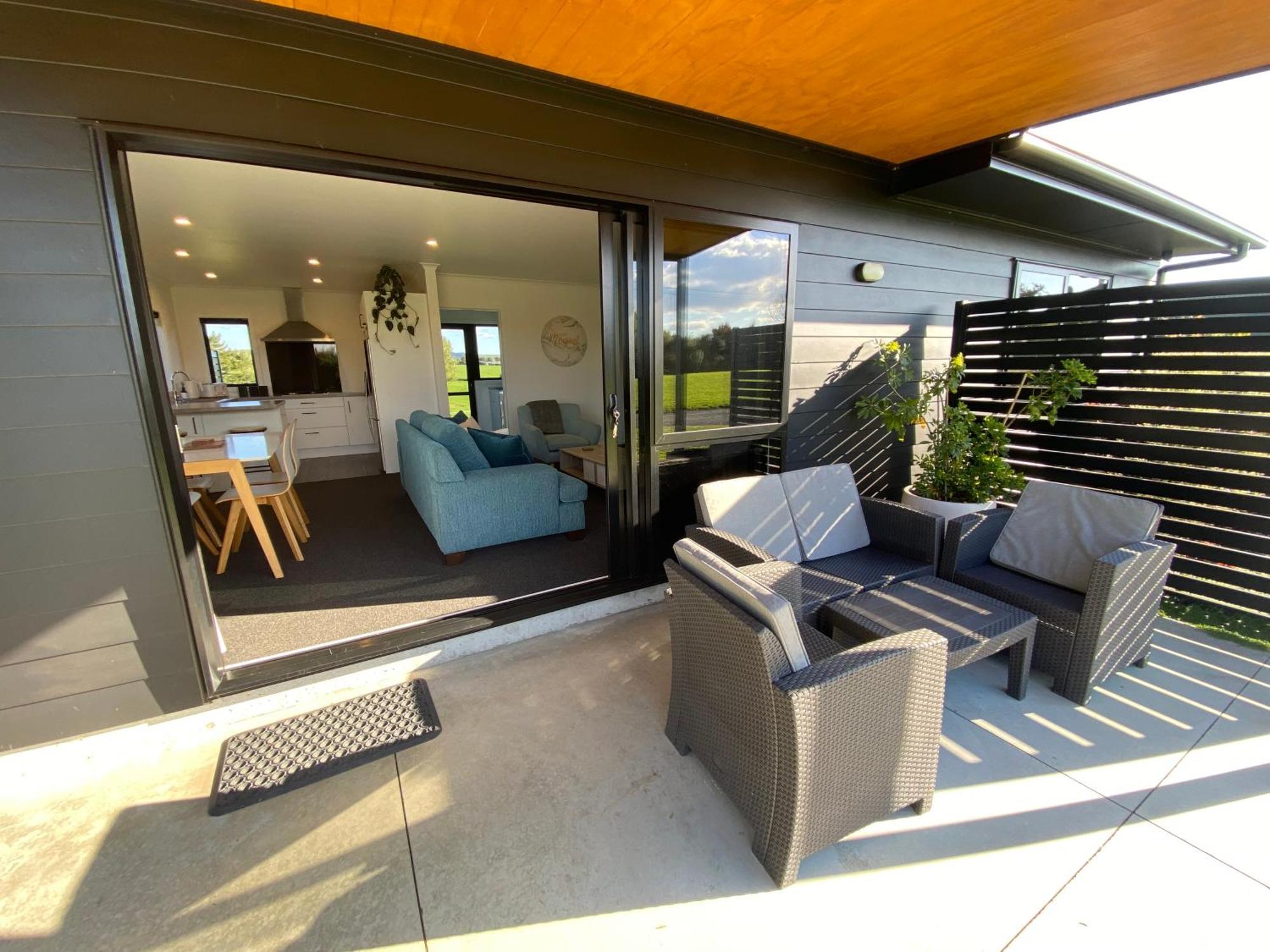 Soul Sanctuary, With Outdoor Bath Villa Raglan Exterior photo